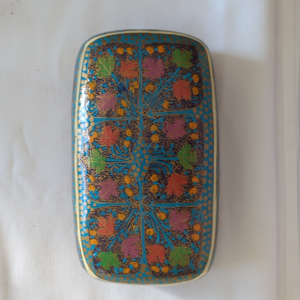 New Vintage Colorful Lacquered Paper Hand Made Mache Decorative Trinket Box